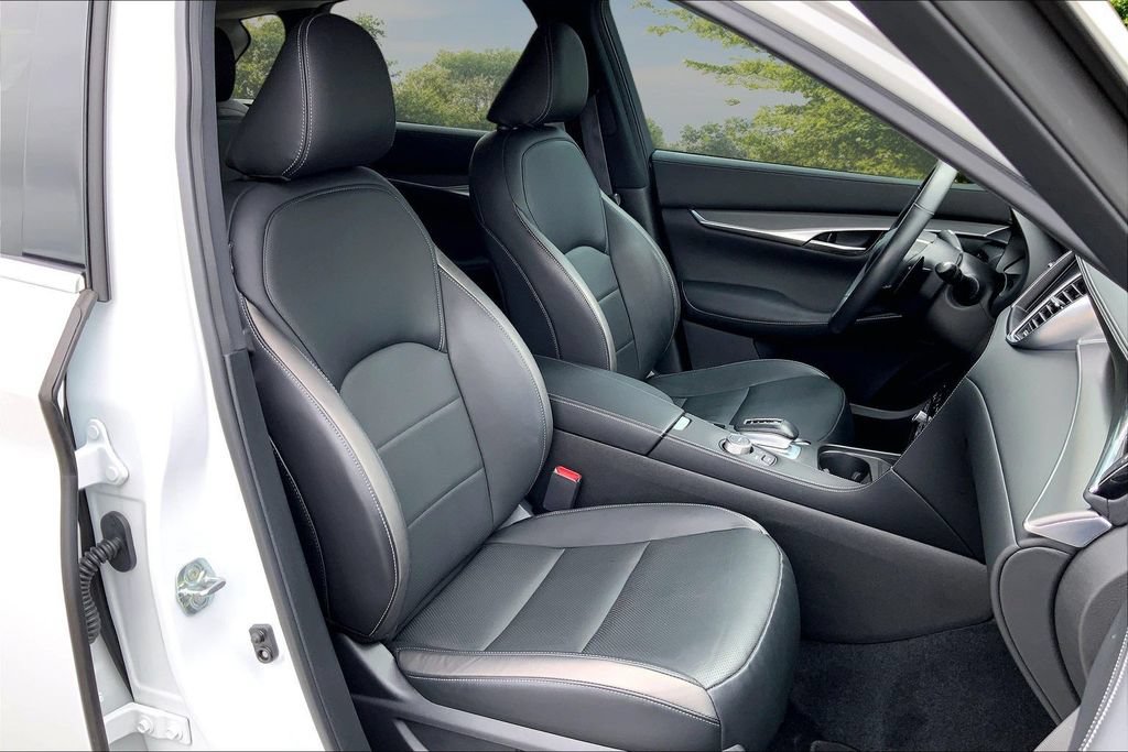 Used 2023 INFINITI QX50 Luxe FWD image 28