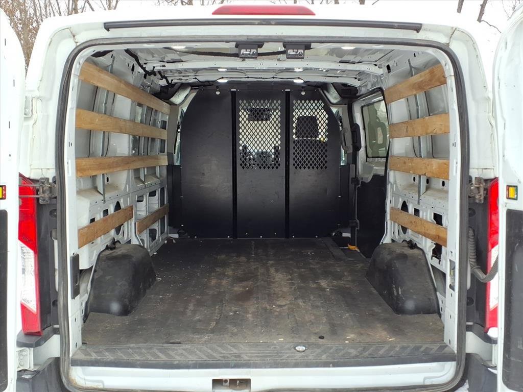 Used 2019 Ford Transit 250 130 Low Roof w/ Exterior Upgrade Package image 8