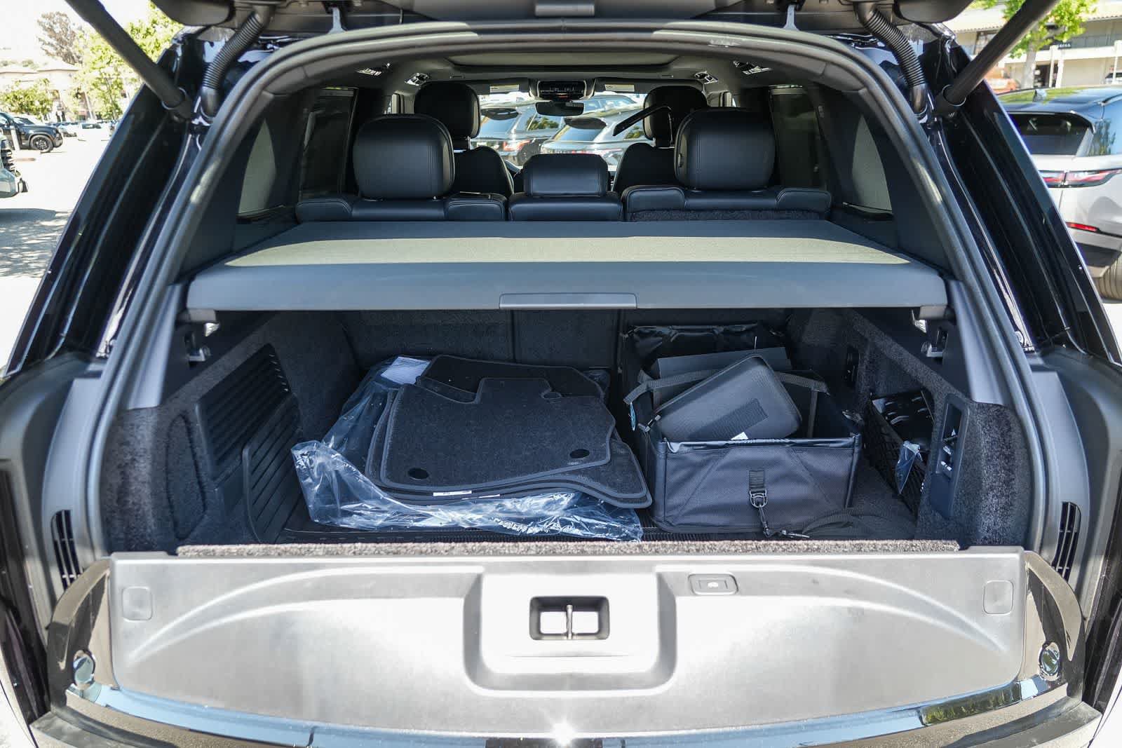 New 2026 Land Rover Range Rover SE AWD/4WD image 26