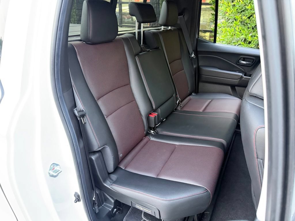 Used 2023 Honda Ridgeline Black Edition image 38