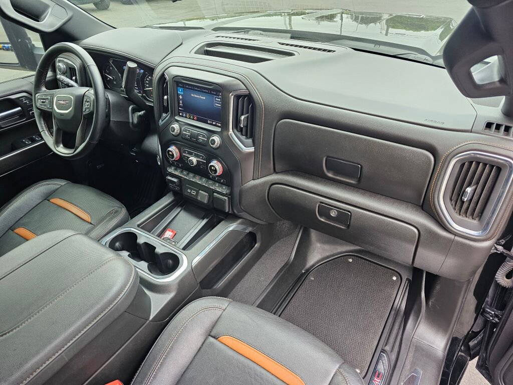 Used 2023 GMC Sierra 3500 AT4 w/ AT4 Preferred Package AWD/4WD image 11