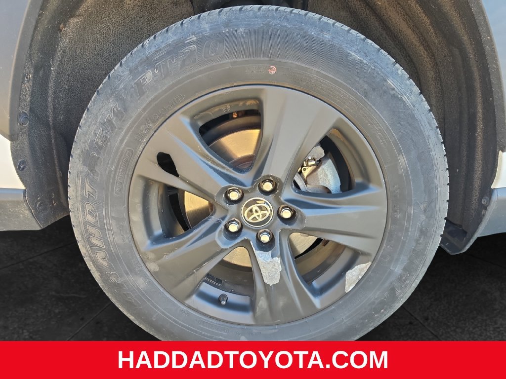 Used 2024 Toyota RAV4 XLE w/ Convenience Package AWD/4WD image 15