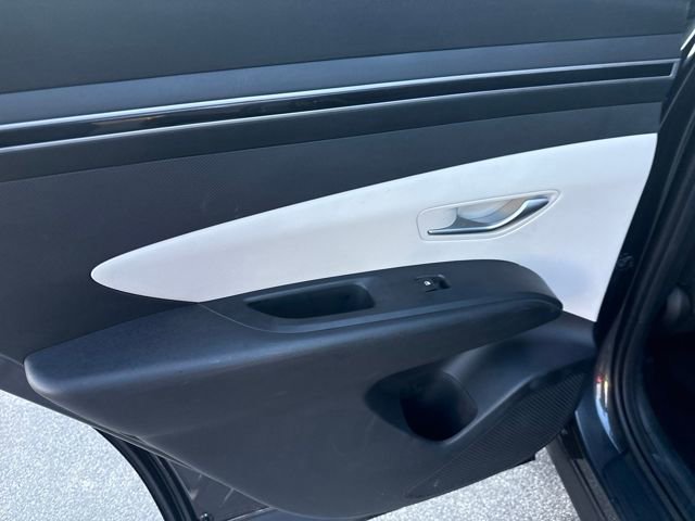 Used 2023 Hyundai Tucson SEL image 16