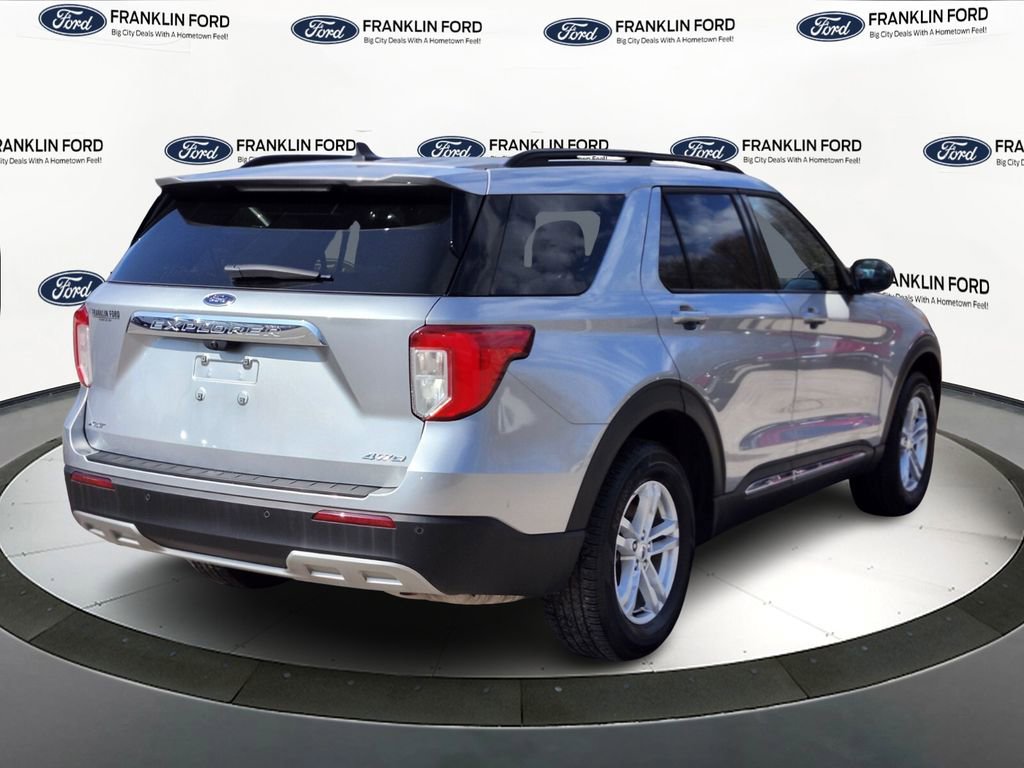 Certified 2023 Ford Explorer XLT w/ Equipment Group 202A image 5