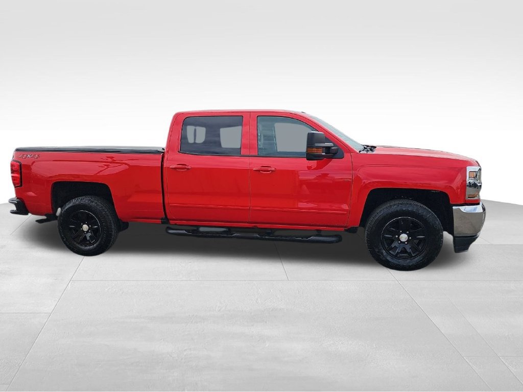 Used 2018 Chevrolet Silverado 1500 LT w/ LT Fleet Convenience Package AWD/4WD image 2
