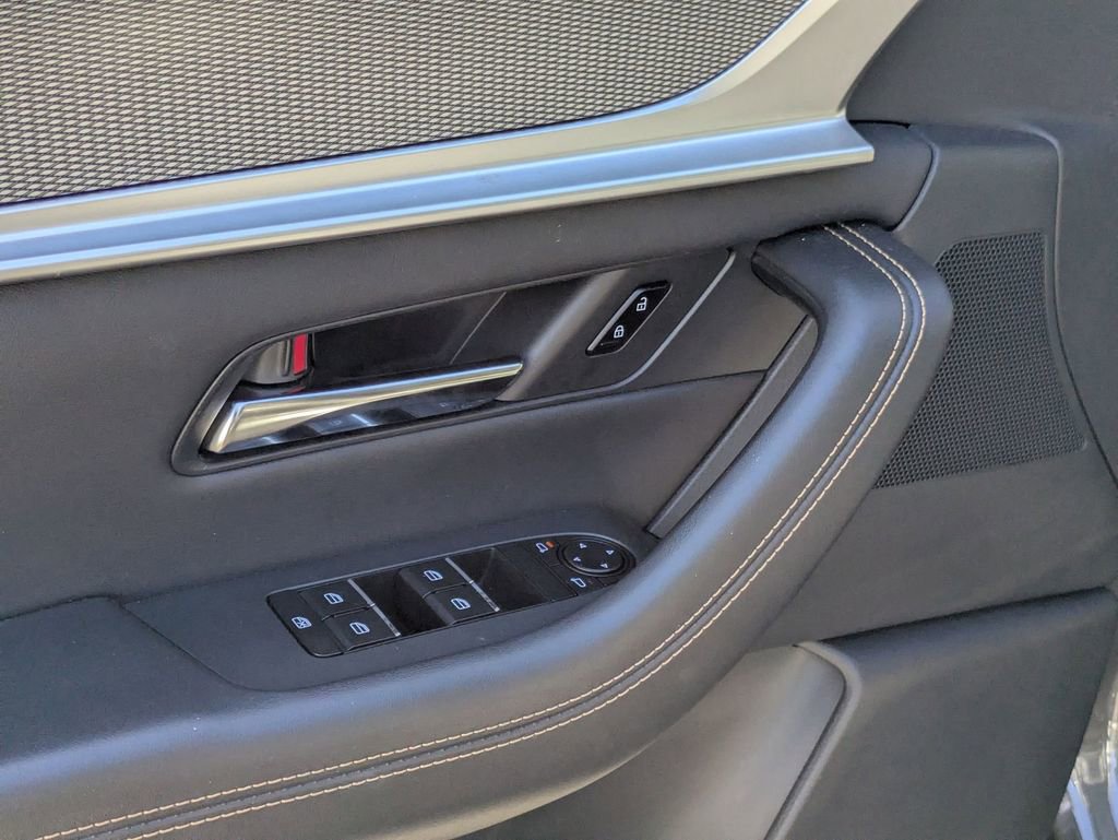 Used 2025 MAZDA CX-90 3.3 Turbo w/ Preferred Package image 16