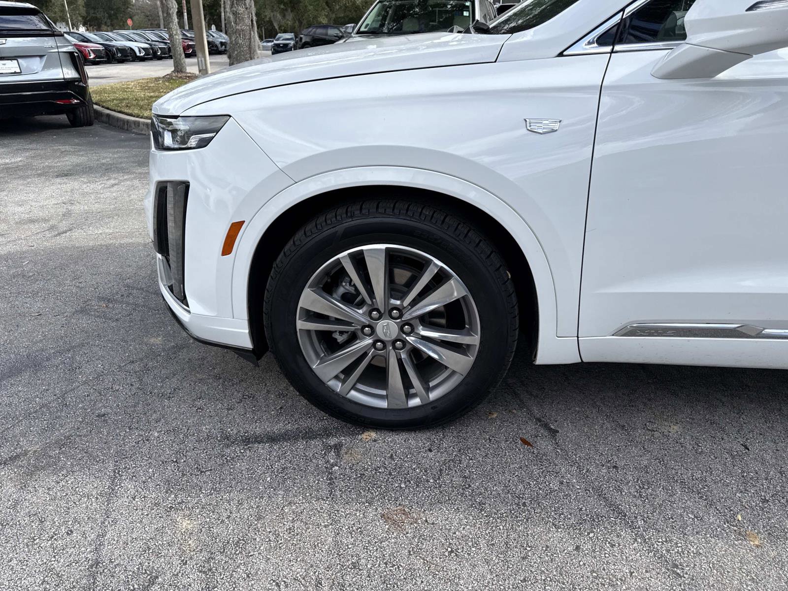 Certified 2022 Cadillac XT6 Premium Luxury image 9