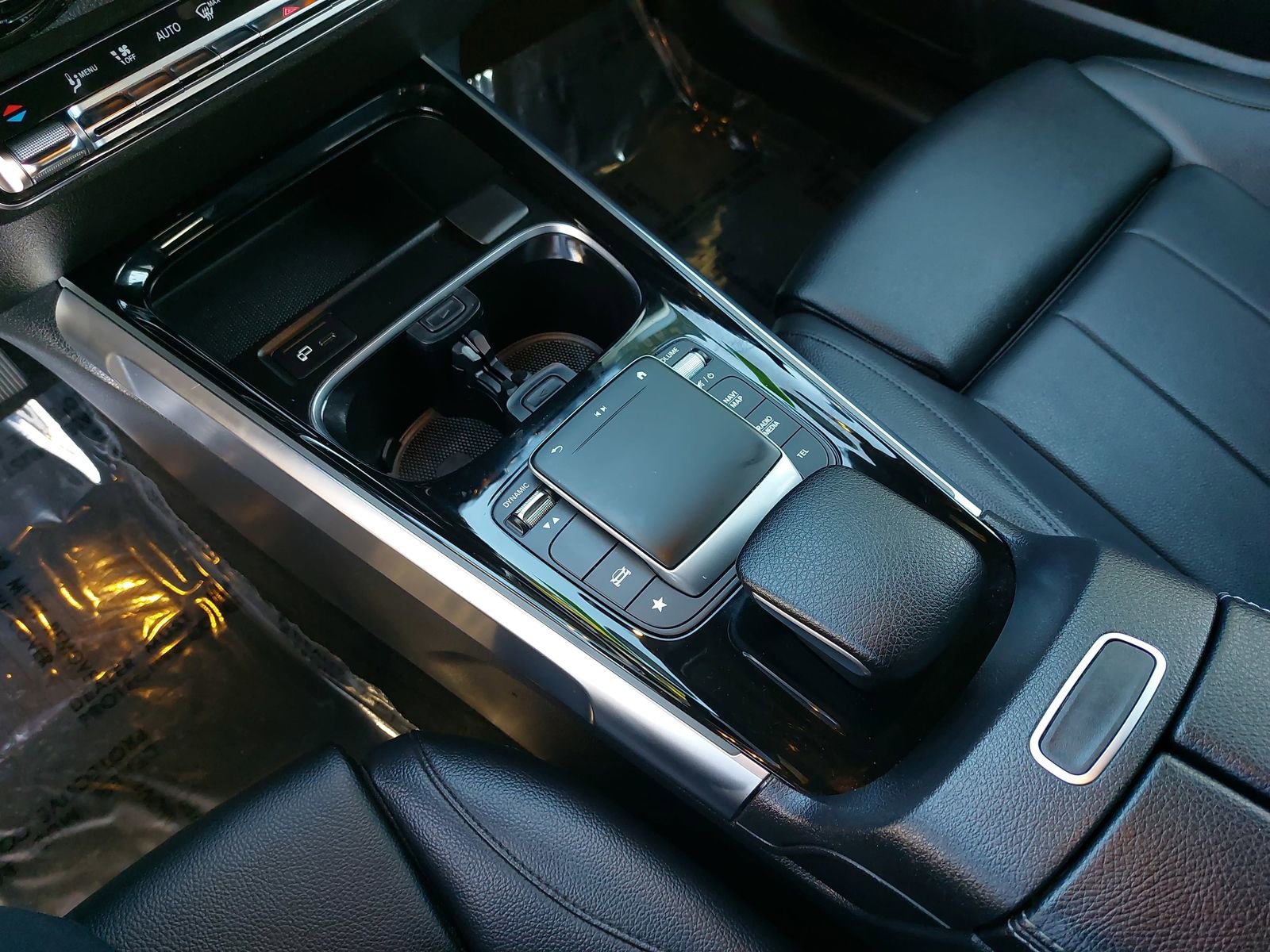 Used 2021 Mercedes-Benz GLB 250 image 26