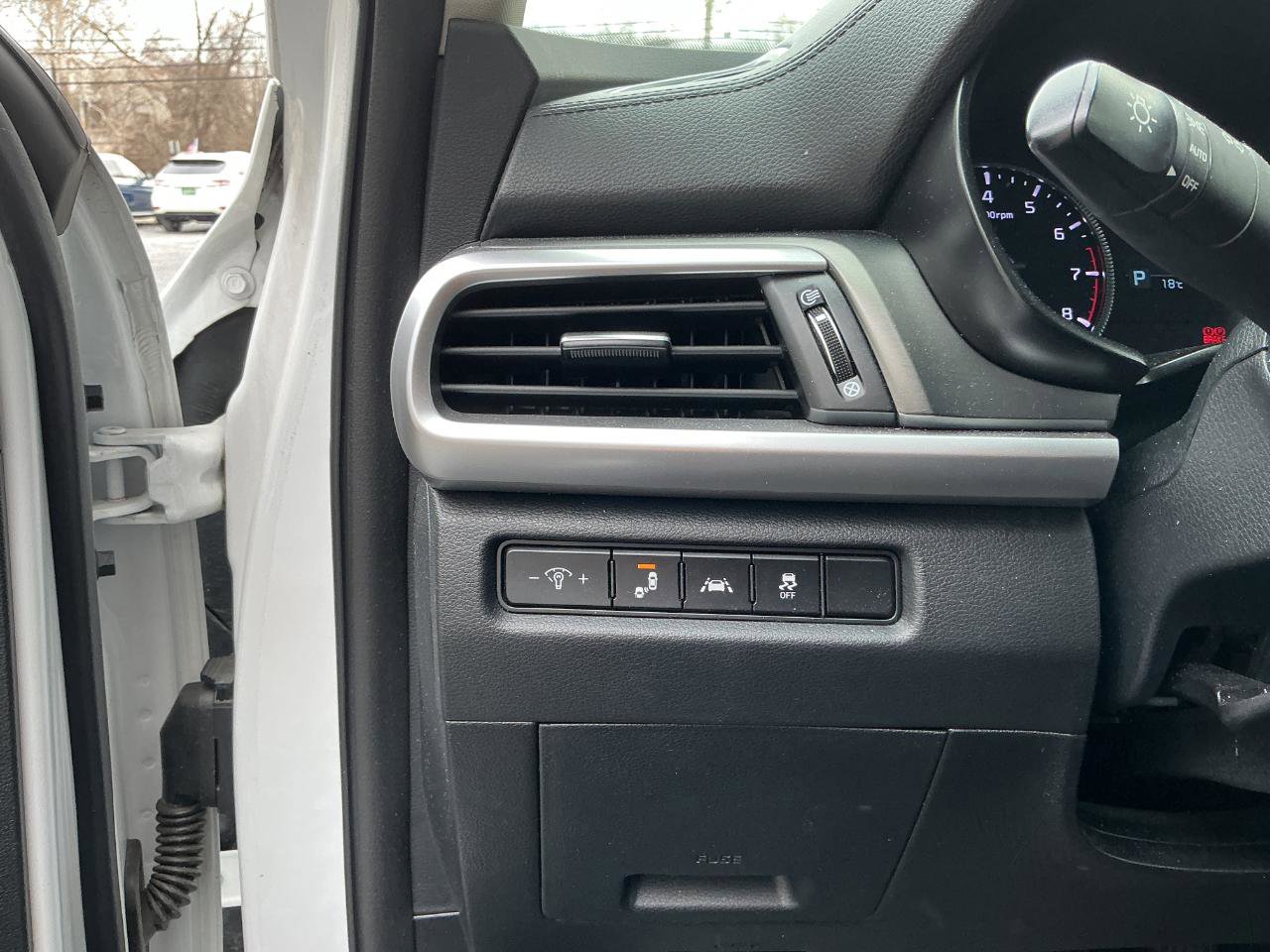 Used 2020 Kia Telluride S image 11