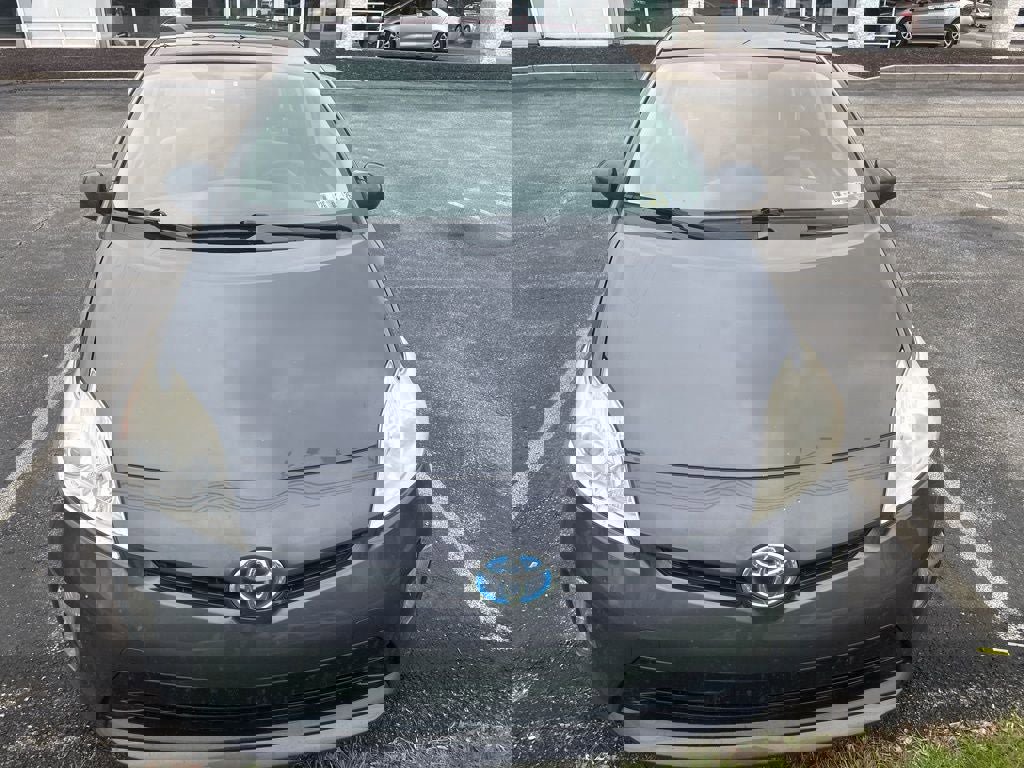 Used 2014 Toyota Prius Three w/ Solar Roof Package image 13