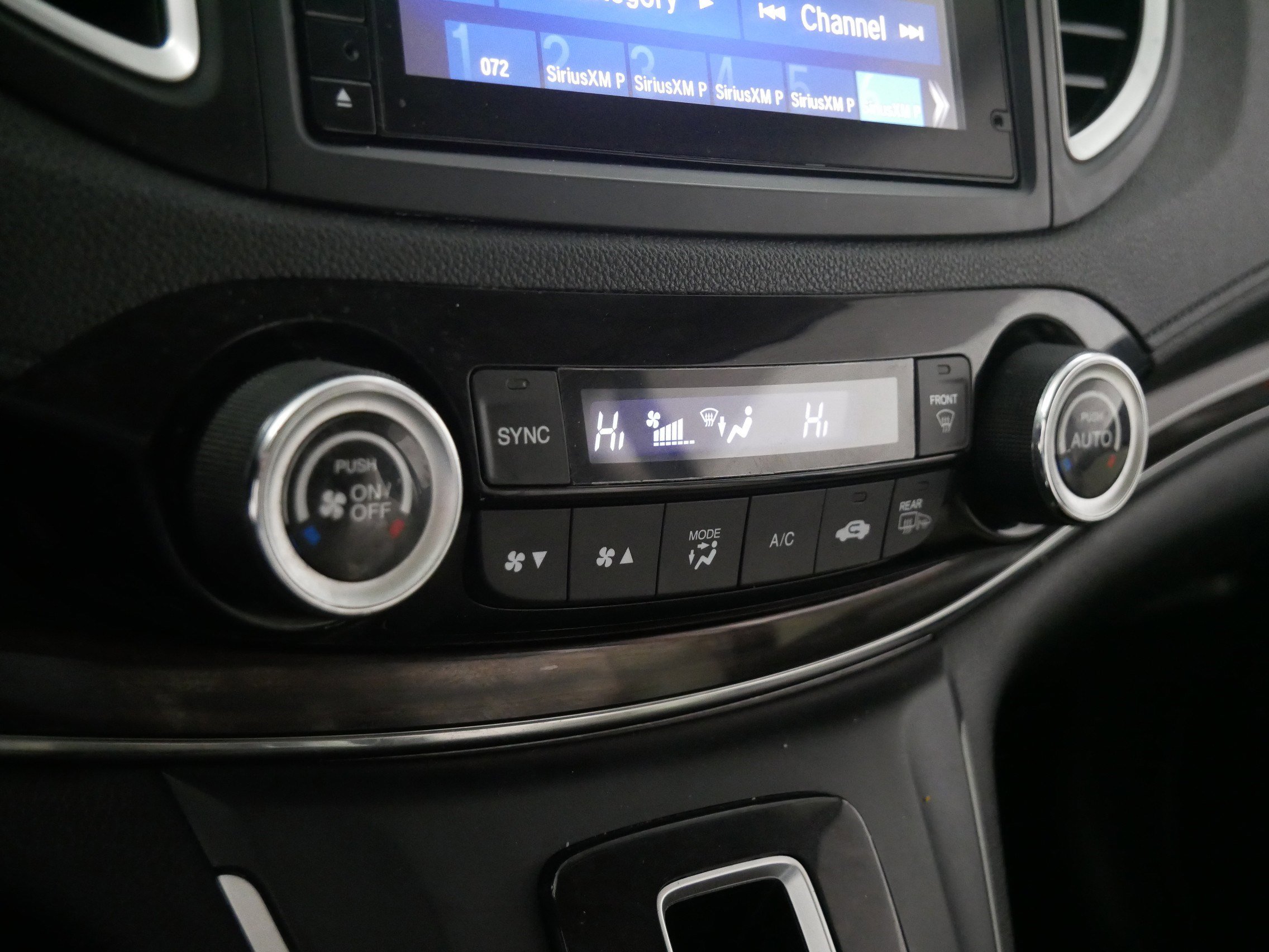 Used 2015 Honda CR-V EX-L image 23