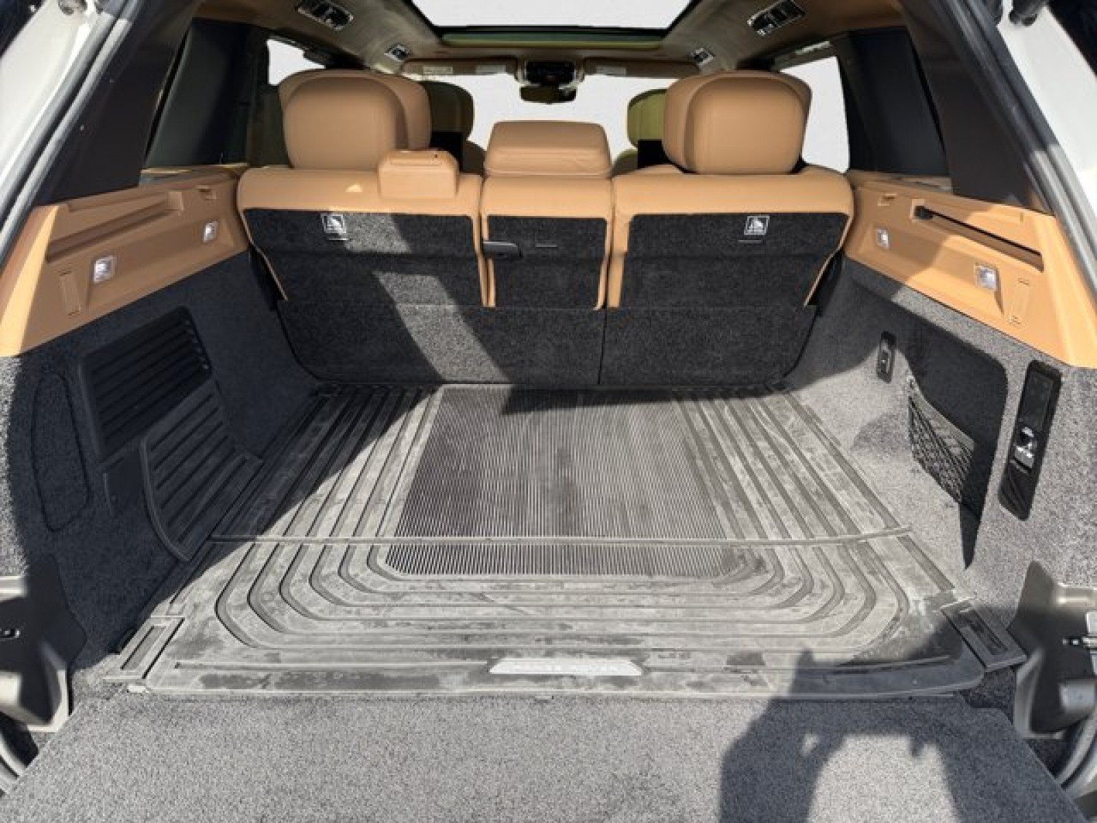 Certified 2023 Land Rover Range Rover Long Wheelbase Autobiography AWD/4WD image 19