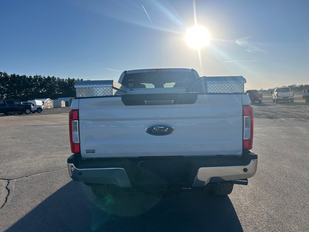 Used 2018 Ford F250 XLT w/ XLT Premium Package image 6
