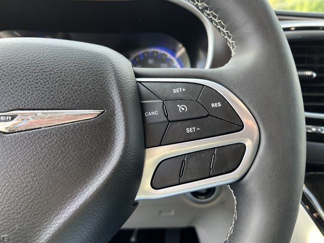 Used 2023 Chrysler Voyager LX FWD image 25