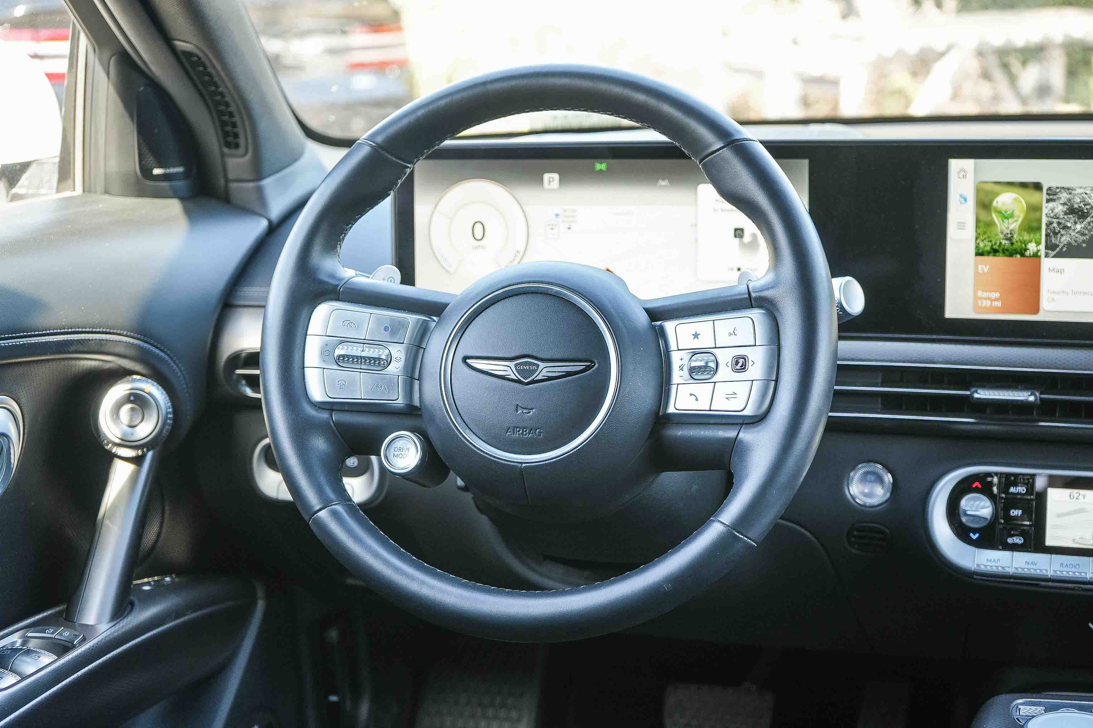 Used 2023 Genesis GV60 Advanced AWD/4WD image 17