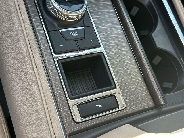 Used 2023 Ford Expedition Max Limited image 39