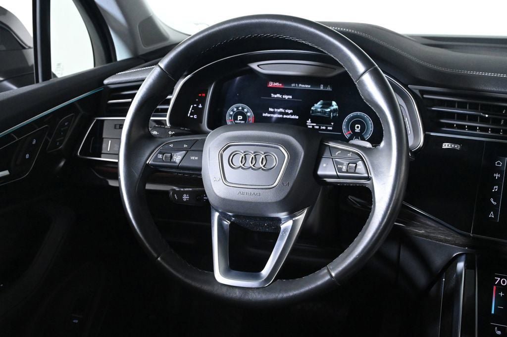 Used 2023 Audi Q7 3.0T Prestige AWD/4WD image 10
