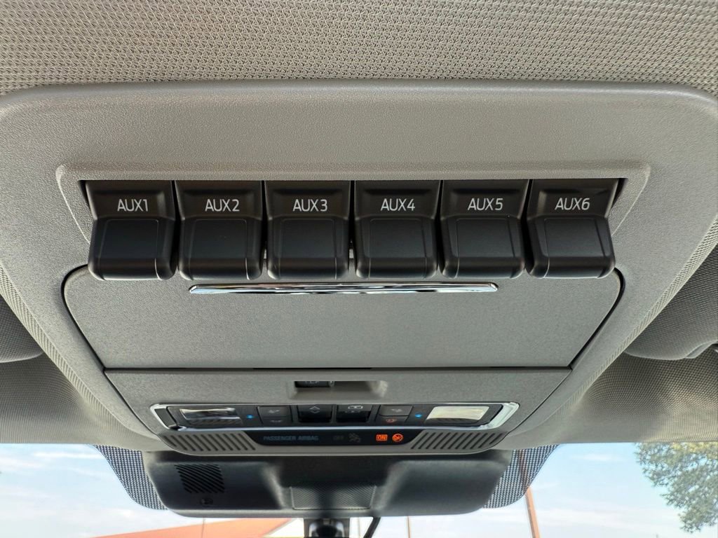 New 2026 Ford F350 Lariat w/ Lariat Premium Package image 30