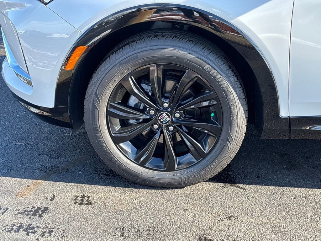 Used 2024 Buick Envista Sport Touring w/ Convenience I Package image 10