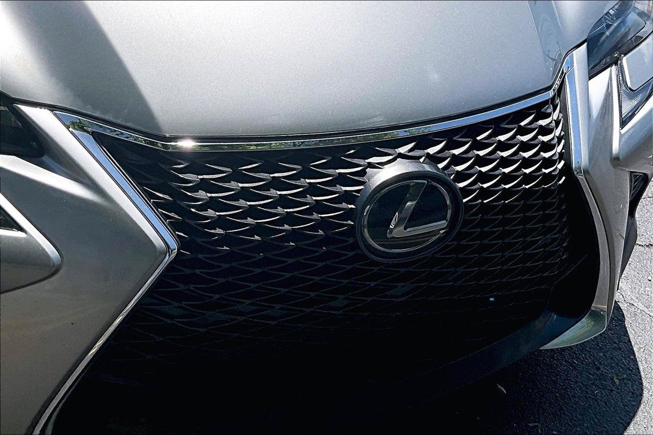 Used 2018 Lexus GS 350 F Sport AWD/4WD image 33