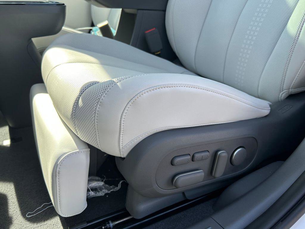 New 2026 Hyundai Ioniq 5 Limited image 15