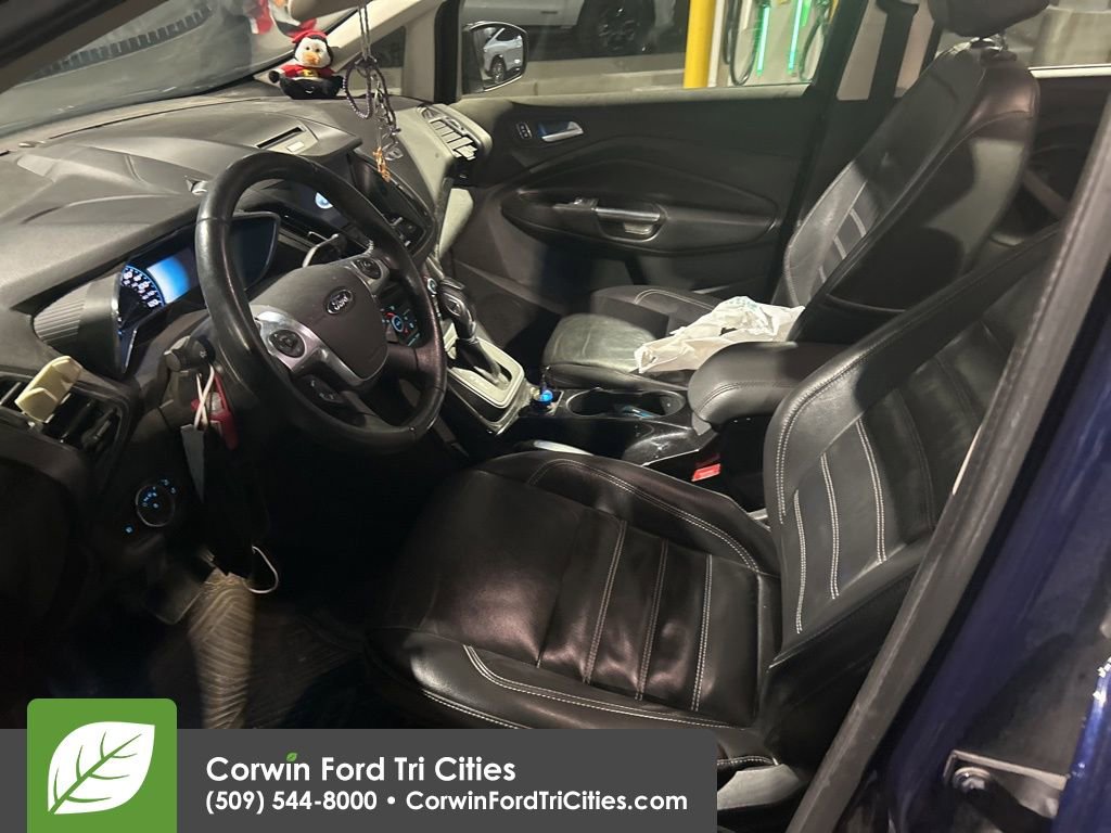 Used 2017 Ford C-MAX Energi Titanium w/ Equipment Group 501A image 2