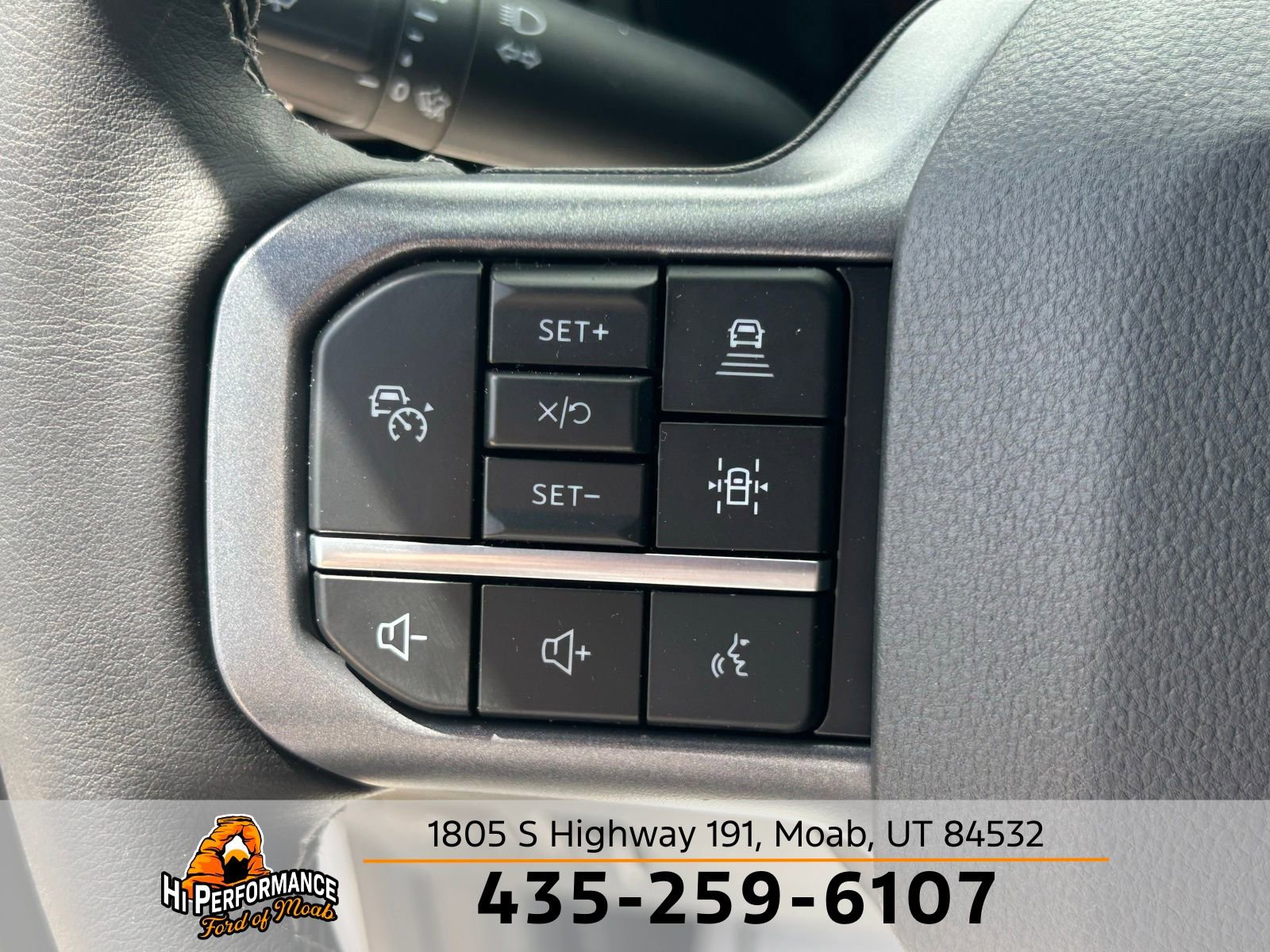 New 2025 Ford F250 Lariat w/ Lariat Ultimate Package image 27