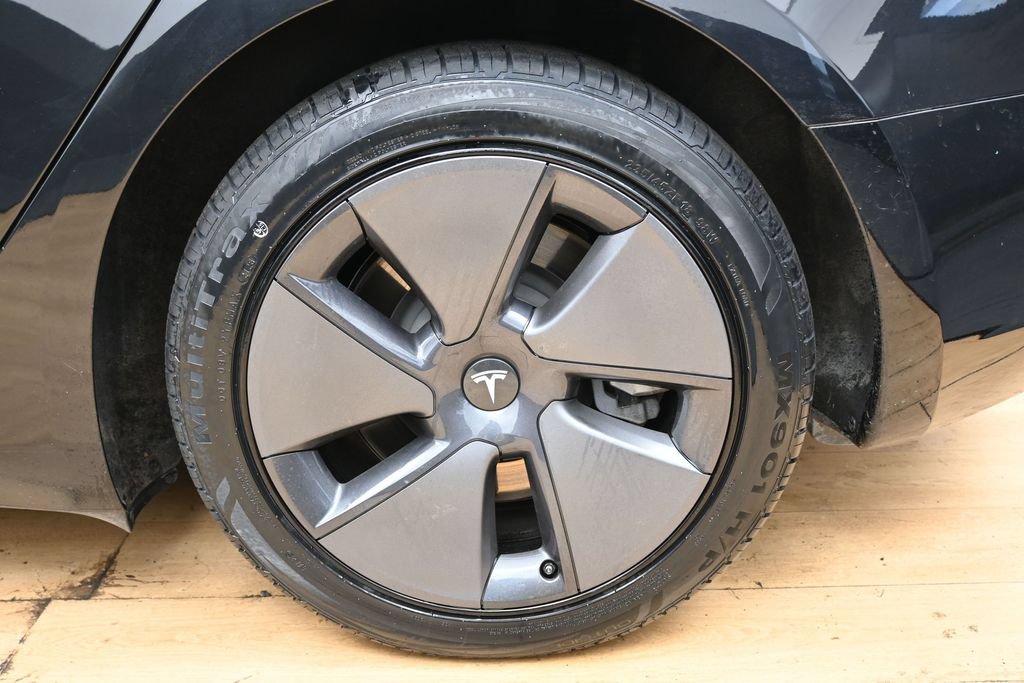 Used 2023 Tesla Model 3 Standard Range RWD image 11