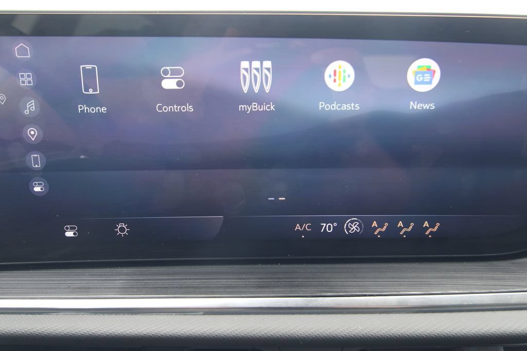 Used 2024 Buick Envision Preferred AWD/4WD image 29