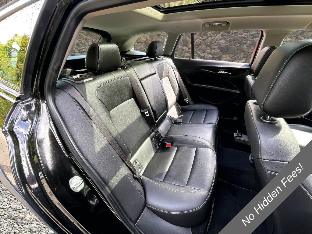 Used 2018 Buick Regal Essence w/ Driver Confidence Package #1 AWD/4WD image 23
