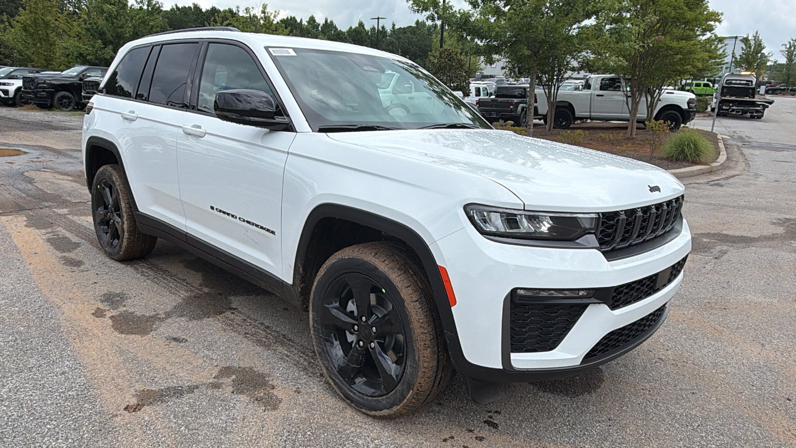 New 2026 Jeep Grand Cherokee Limited w/ Limited Altitude Package AWD/4WD image 5