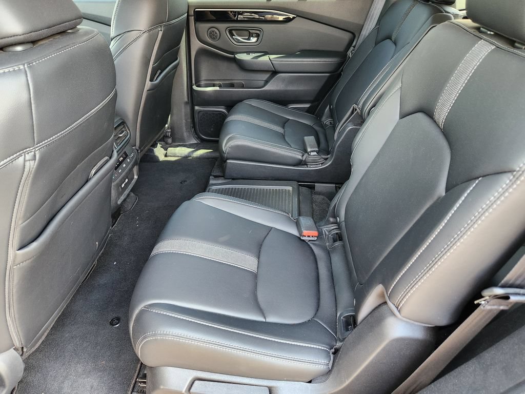 Used 2023 Honda Pilot EX-L image 13