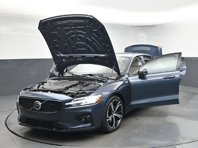 Certified 2024 Volvo S60 B5 Ultimate w/ Climate Package AWD/4WD image 53