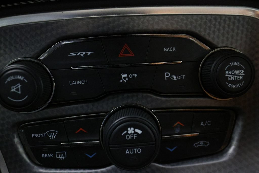 Used 2016 Dodge Challenger SRT Hellcat RWD image 22
