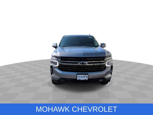 Used 2022 Chevrolet Suburban RST w/ Luxury Package AWD/4WD image 3