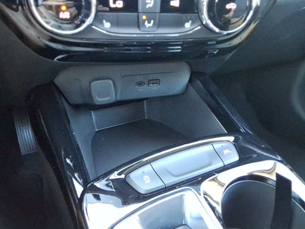 New 2026 Chevrolet Trax LT w/ Driver Confidence Package FWD image 30
