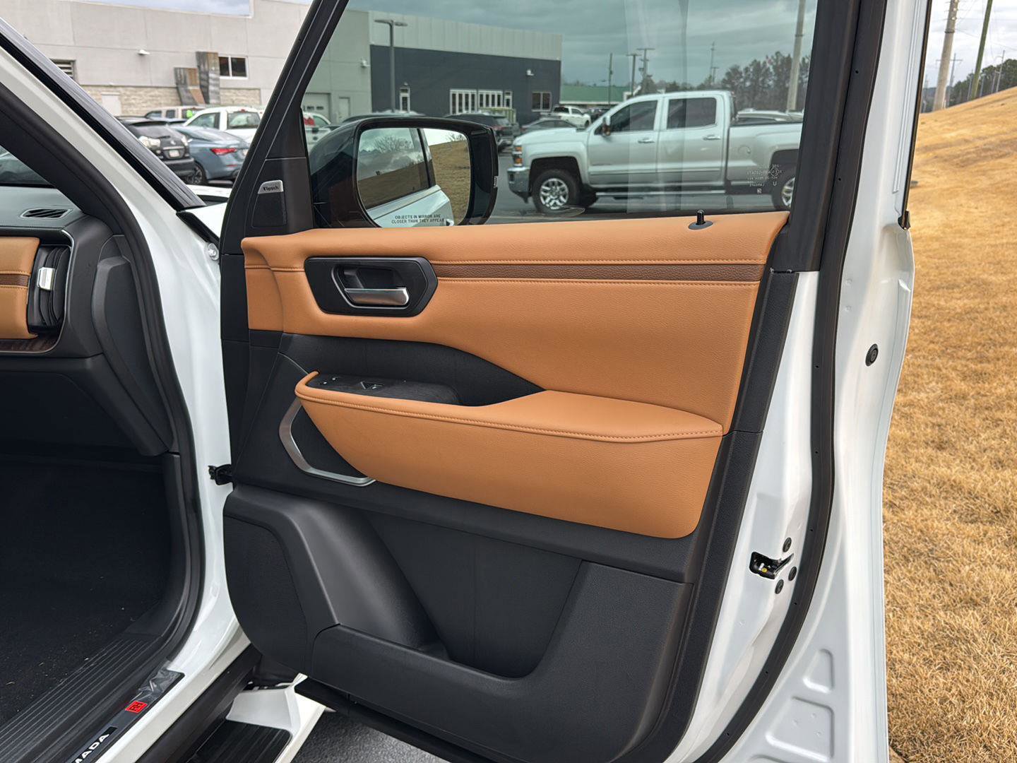 New 2026 Nissan Armada Platinum Reserve image 12