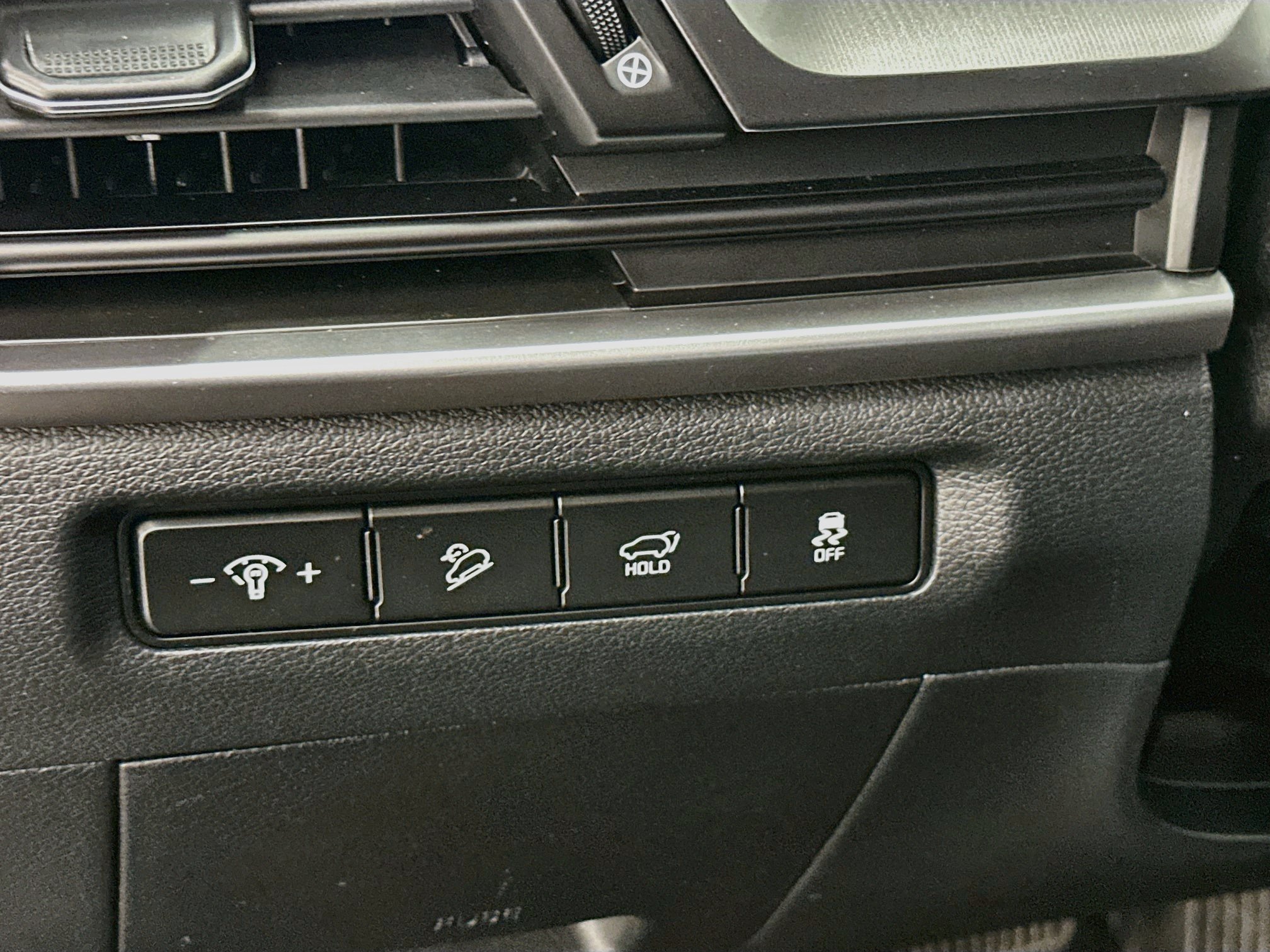 Used 2025 Kia Telluride S AWD/4WD image 17