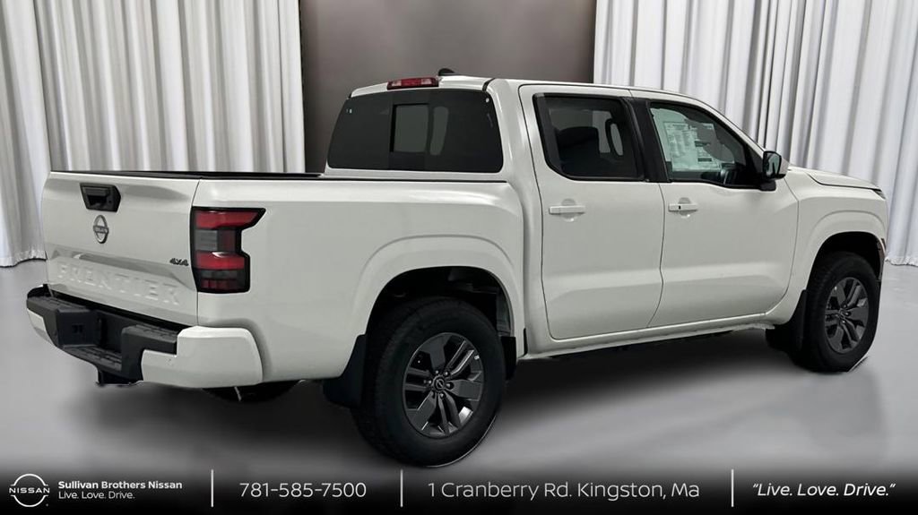 Used 2025 Nissan Frontier SV w/ SV Convenience Package image 5