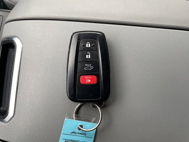 Used 2023 Toyota Highlander L image 23