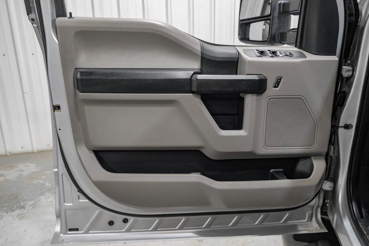 Used 2018 Ford F350 XL w/ STX Appearance Package RWD image 38
