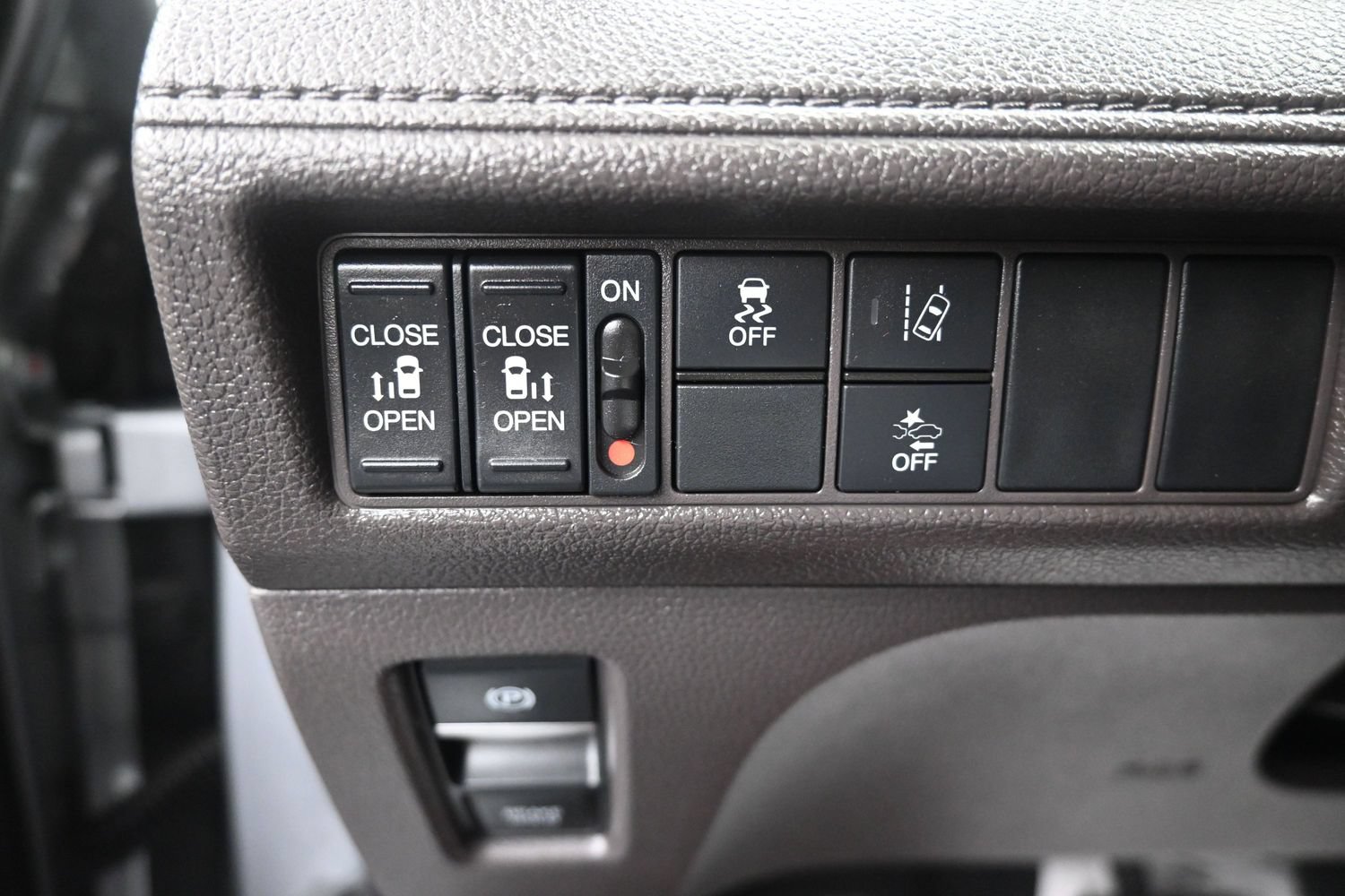 Used 2020 Honda Odyssey EX image 39