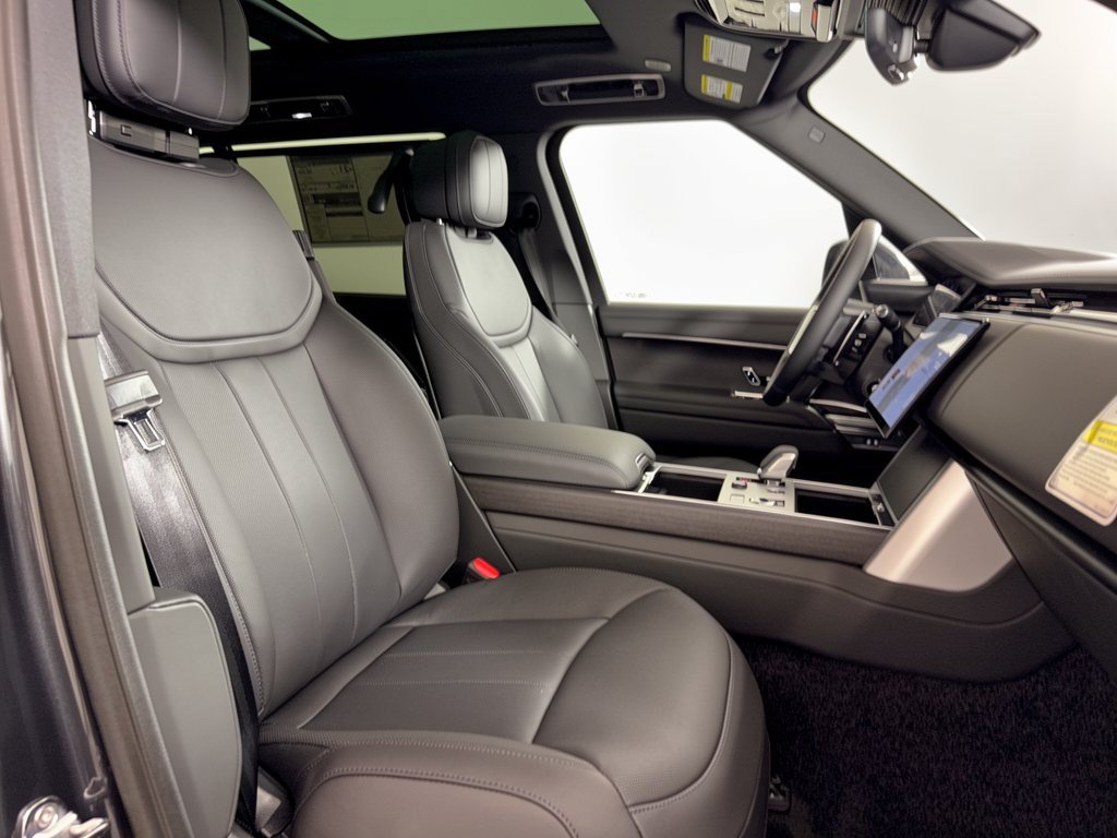 New 2027 Land Rover Range Rover Long Wheelbase SE AWD/4WD image 30