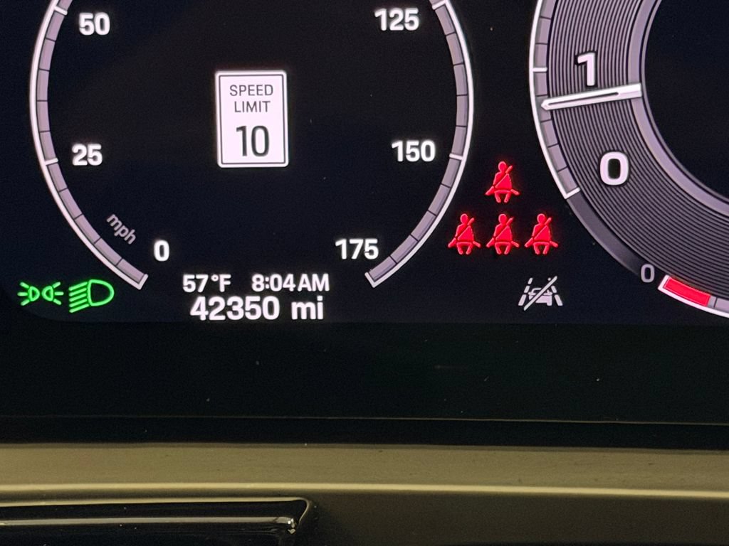 Certified 2024 Porsche Cayenne AWD/4WD image 22