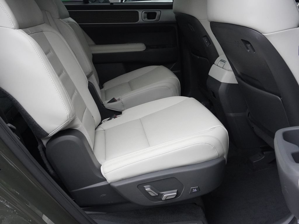 Used 2024 Hyundai Santa Fe Calligraphy AWD/4WD image 39