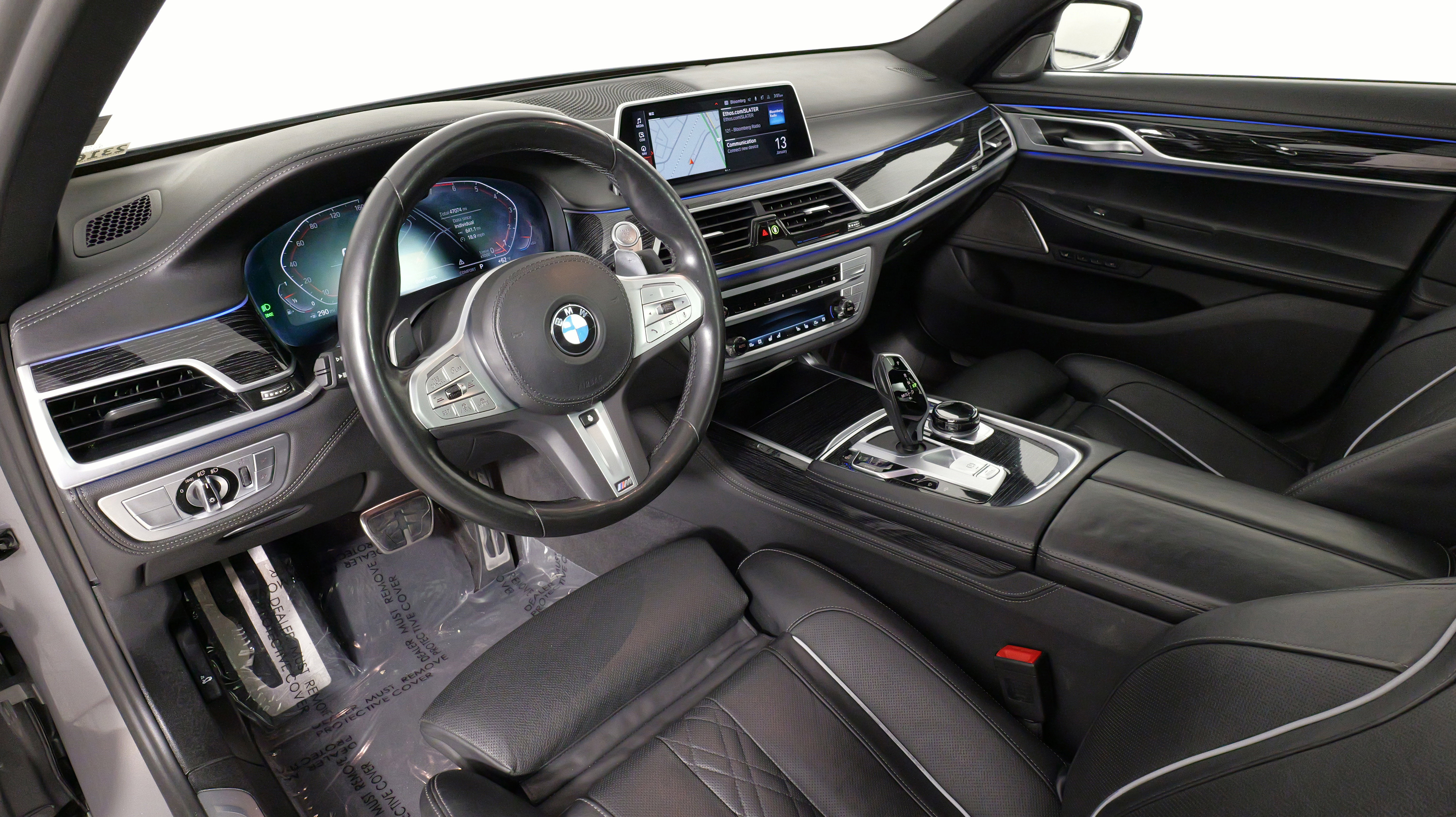 Used 2022 BMW 750i xDrive w/ Executive Package image 28