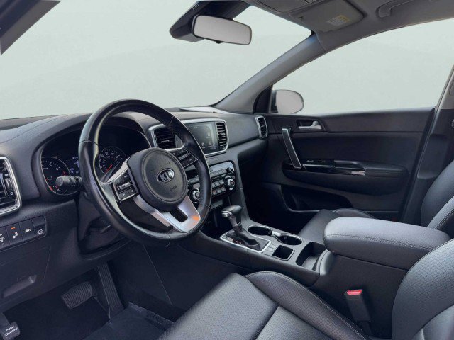 Used 2021 Kia Sportage EX image 17