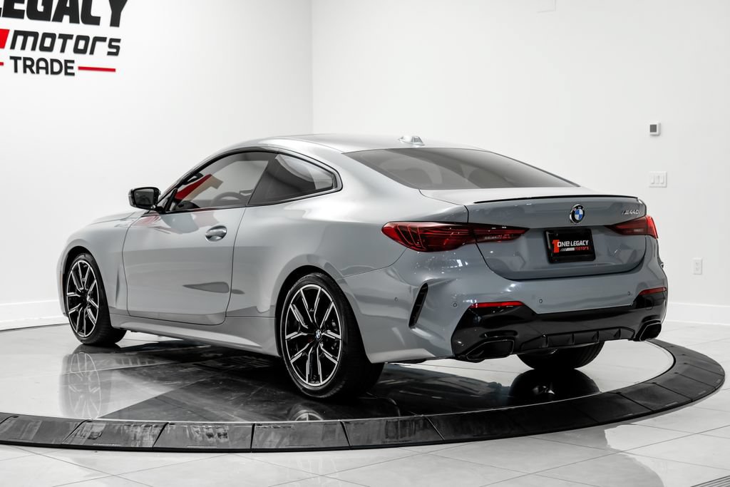 Used 2025 BMW M440i Coupe w/ Premium Package RWD image 12