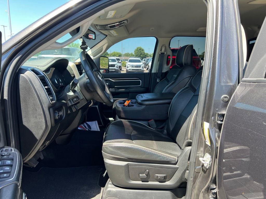Used 2024 RAM 2500 Laramie AWD/4WD image 6