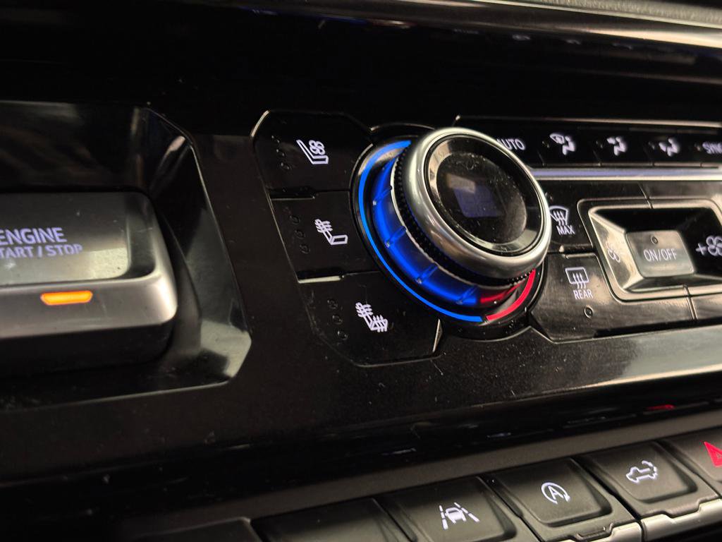 Used 2022 GMC Sierra 1500 AT4 w/ AT4 Preferred Package image 24